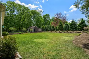 391 Dedham St, Newton, MA 02459 - Photo 29
