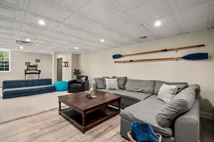 391 Dedham St, Newton, MA 02459 - Photo 19