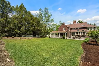 391 Dedham St, Newton, MA 02459 - Photo 27