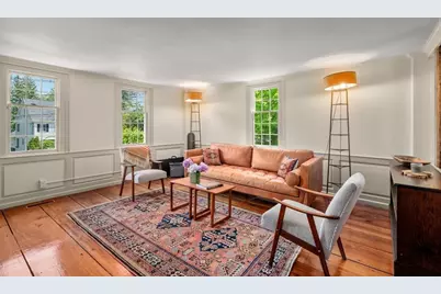 391 Dedham St, Newton, MA 02459 - Photo 3