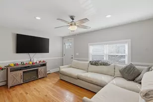 11-1/2 Albion St, Salem, MA 01970 - Photo 13