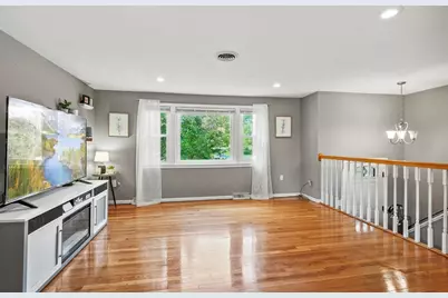 5 Hawthorne Circle, Northborough, MA 01532 - Photo 3