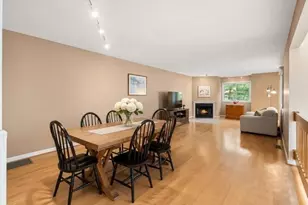33 Arrowhead Cir, Ashland, MA 01721 - Photo 7