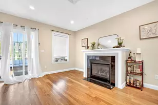 756 E 5th St, Boston, MA 02127 - Photo 9