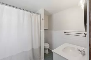 762 Merrimack Ave, Dracut, MA 01826 - Photo 9