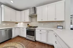 297 Elm St, Marshfield, MA 02050 - Photo 7