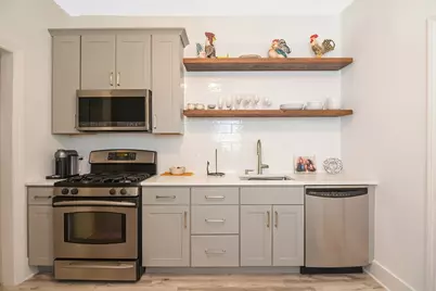 2 Peirce Rd, Lynn, MA 01902 - Photo 7
