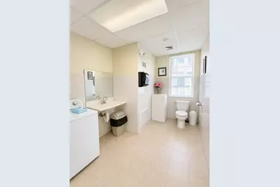271 Belmont Ave, Springfield, MA 01108 - Photo 11