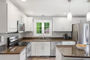 13 1/2 Vincent, Billerica, MA 01821 - Photo 3