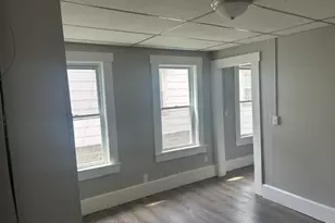 48 Fremont St, Lowell, MA 01850 - Photo 5