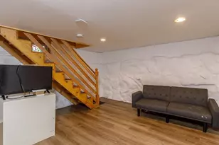 20 Lawrence St, Fitchburg, MA 01420 - Photo 11