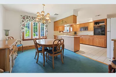 79 Highview Ave, Somerset, MA 02726 - Photo 7