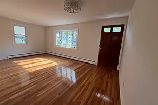 306 Greenaway Dr, Springfield, MA 01109 - Photo 7