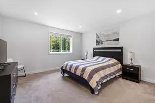 19 Willis St, Auburn, MA 01501 - Photo 11