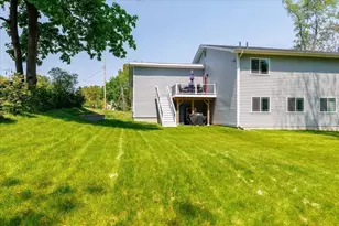 19 Willis St, Auburn, MA 01501 - Photo 23