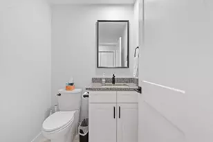 19 Willis St, Auburn, MA 01501 - Photo 11