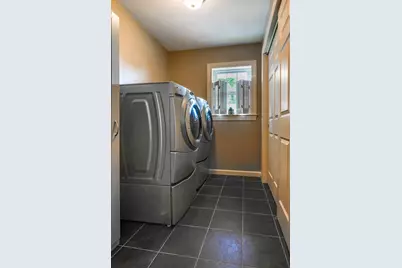 466 Oliver St, New Bedford, MA 02745 - Photo 11