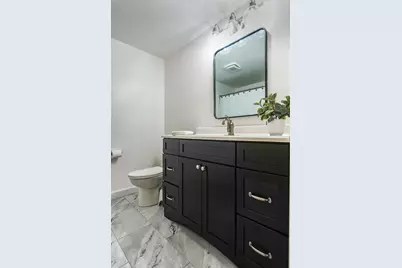 466 Oliver St, New Bedford, MA 02745 - Photo 17