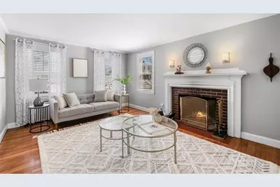 62 Elm St, Melrose, MA 02176 - Photo 5