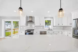 8 Country Ln, Billerica, MA 01821 - Photo 9