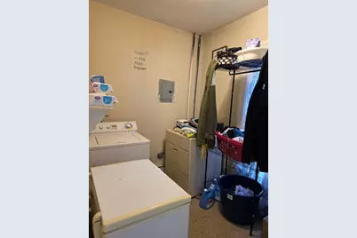 4 Home St, Worcester, MA 01609 - Photo 13