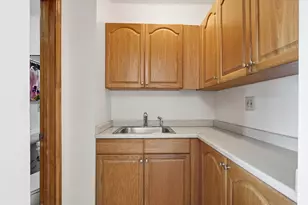 15 Flint St, Lynn, MA 01905 - Photo 9