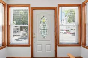 15 Flint St, Lynn, MA 01905 - Photo 3