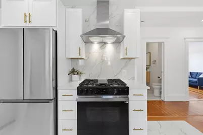 29-31 Cushing St #3, Cambridge, MA 02138 - Photo 9