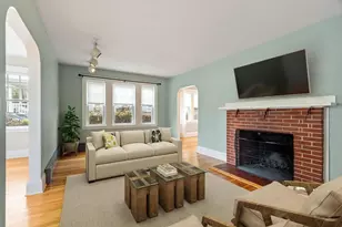 76 Lynde Ave, Melrose, MA 02176 - Photo 13