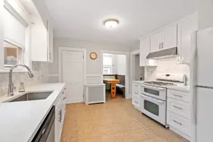 76 Lynde Ave, Melrose, MA 02176 - Photo 5