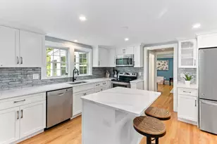 10 Forrest Rd, Walpole, MA 02081 - Photo 7