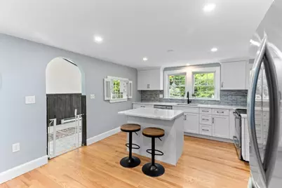 10 Forrest Rd, Walpole, MA 02081 - Photo 11