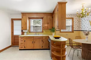 36 Ripley Rd, Medford, MA 02155 - Photo 11