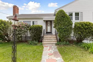 36 Ripley Rd, Medford, MA 02155 - Photo 3