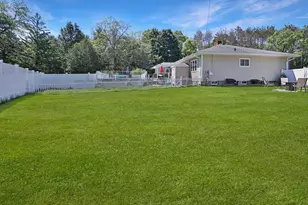 11 Shattuck St, Haverhill, MA 01830 - Photo 31