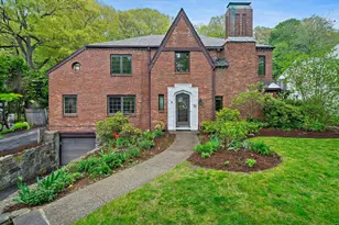 72 Beverly Rd, Brookline, MA 02467 - Photo 1