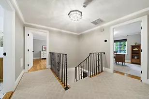 72 Beverly Rd, Brookline, MA 02467 - Photo 19