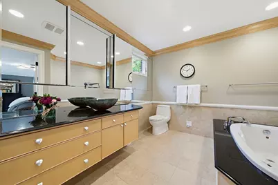 72 Beverly Road, Brookline, MA 02467 - Photo 29