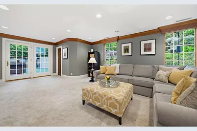 72 Beverly Road, Brookline, MA 02467 - Photo 7