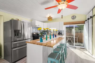 13 Woodland Cir, Wareham, MA 02571 - Photo 11