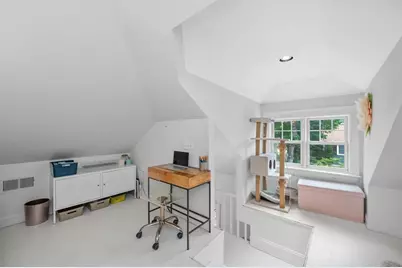 105-107 Adena Rd #105, Newton, MA 02465 - Photo 25