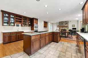 37 Old Planters Rd, Beverly, MA 01915 - Photo 11