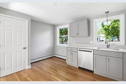 142 Marks Street, Rockland, MA 02370 - Photo 5