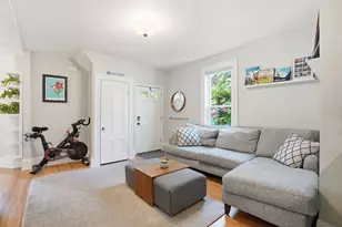 83 Birch St, Boston, MA 02131 - Photo 9