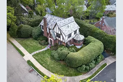 16 Lancaster Rd, Newton, MA 02458 - Photo 23