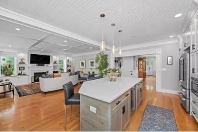 456 Chestnut St, Needham, MA 02492 - Photo 9