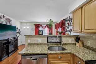 24 Harris St, Peabody, MA 01960 - Photo 15