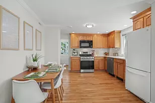 11 Walnut St, Belmont, MA 02478 - Photo 9