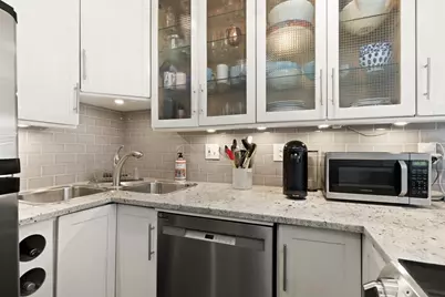 108 E Brookline St #3, Boston, MA 02118 - Photo 9