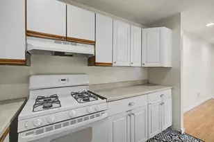 351 Pawtucket Blvd, Lowell, MA 01854 - Photo 13